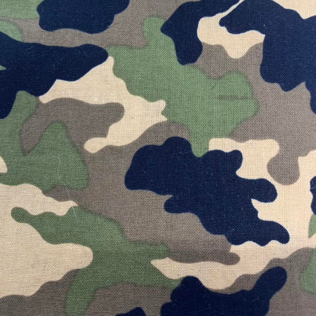 Camouflage  armé motis tissus