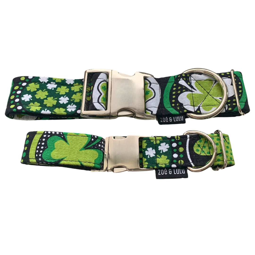 Collier pour chien noir et vert trèfle avec clip en metal fais au Québec /
Black and green clover dog collar with metal clip, made in Quebec
